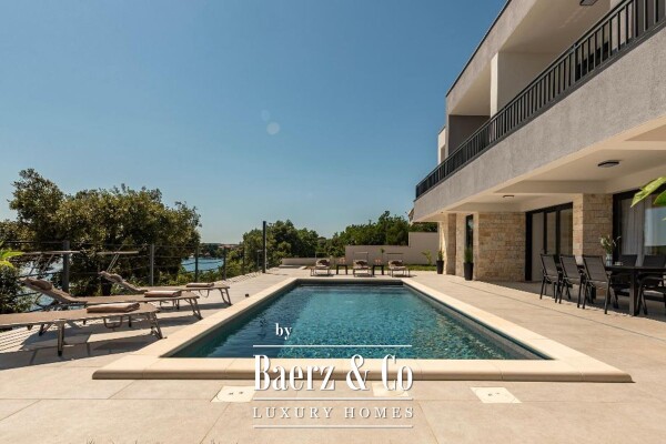 photo 23 Posedarje, modern and elegant villa first row to the sea